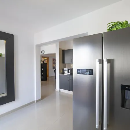 Excellent 4 Bedrooms Mestana Modern Interiors 别墅 *