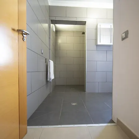 Excellent 4 Bedrooms Mestana Modern Interiors * 플라야블랑카