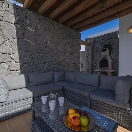 Villa Excellent 4 Bedrooms Mestana Modern Interiors