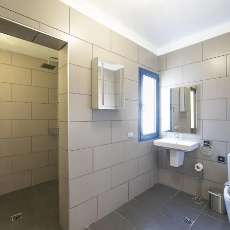 Excellent 4 Bedrooms Mestana Modern Interiors Playa Blanca (Lanzarote)