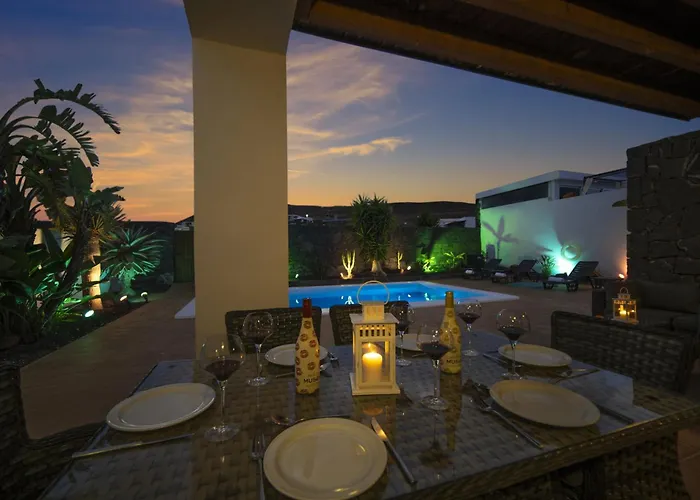 Excellent 4 Bedrooms Mestana Modern Interiors Playa Blanca (Lanzarote)