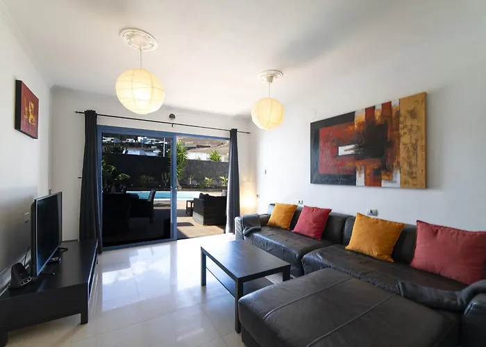 Excellent 4 Bedrooms Mestana Modern Interiors Playa Blanca (Lanzarote)