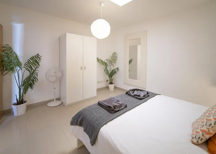 Excellent 4 Bedrooms Mestana Modern Interiors * Playa Blanca (Lanzarote)