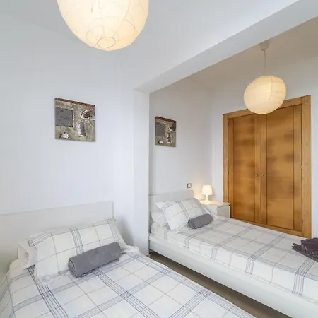 Villa Excellent 4 Bedrooms Mestana Modern Interiors